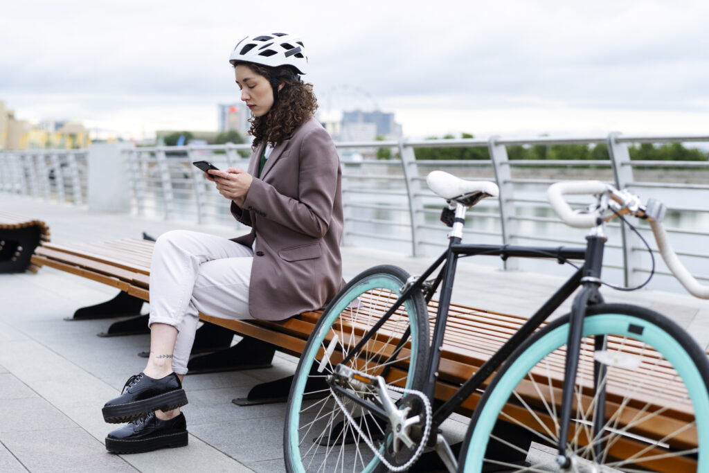 Mobilidade Urbana Sustentável: o futuro das cidades com as bicicletas elétricas e scooters
